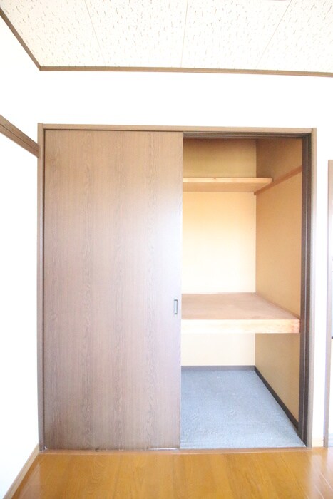 物件内観写真7　(収納)