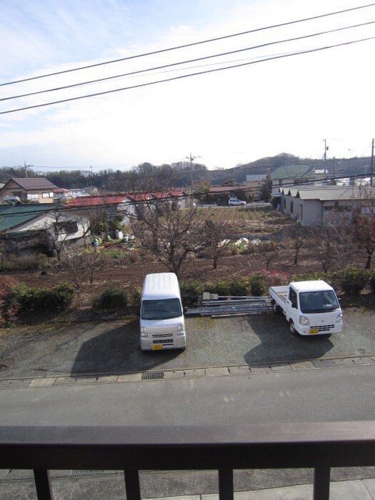 物件内観写真11　(室内からの展望)