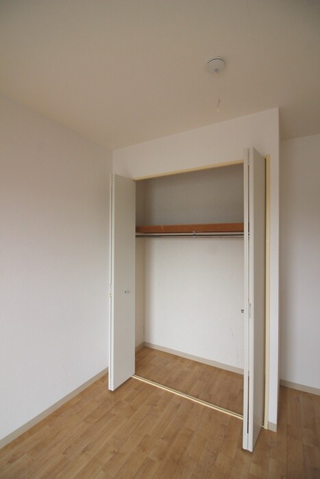 物件内観写真16　(収納)