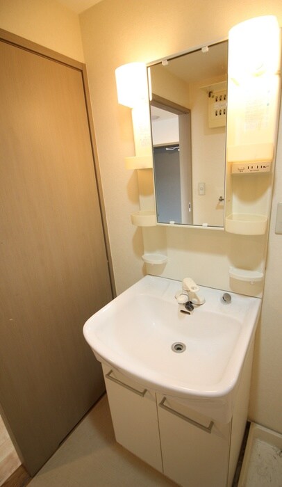 物件内観写真18　(洗面)