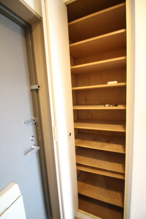 物件内観写真19　(靴箱)