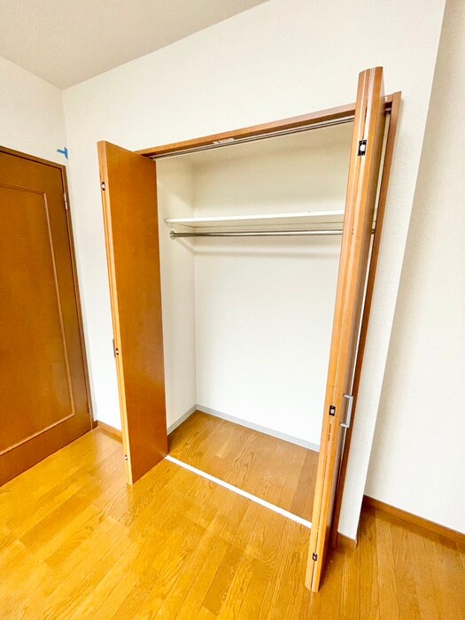 物件内観写真15　(収納)
