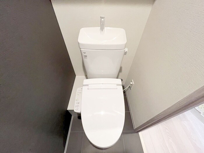 物件内観写真12　(トイレ)