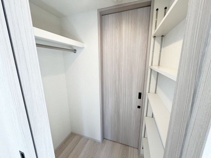 物件内観写真14　(収納)