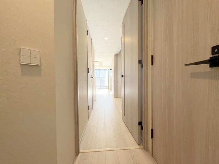 物件内観写真20　(廊下)