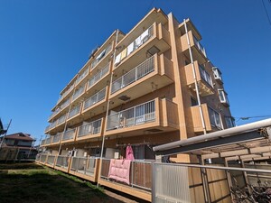 クレスティータ１７外観写真