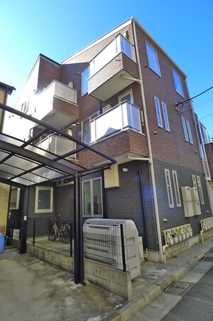 プレステージュ四つ木外観写真