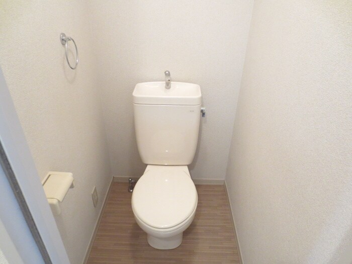 物件内観写真12　(トイレ)