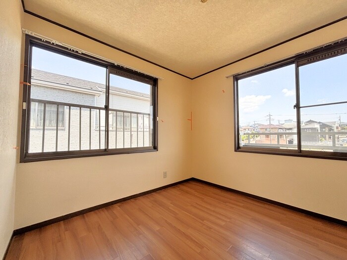 物件内観写真9　(居室)