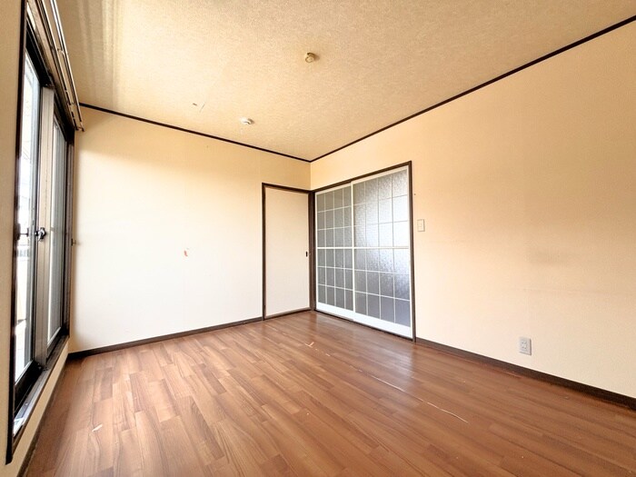 物件内観写真11　(居室)