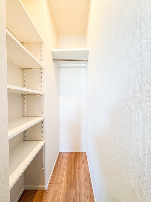 物件内観写真11　(収納)