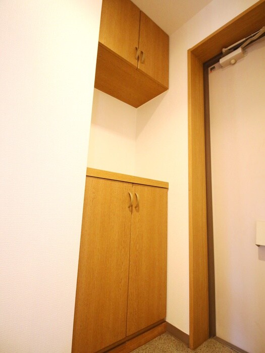 物件内観写真15　(靴箱)