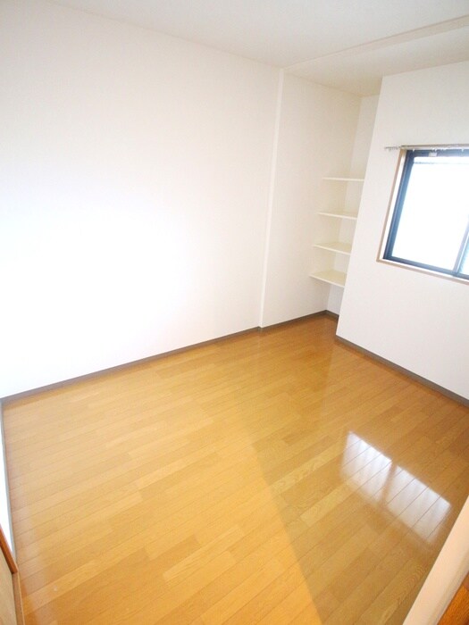 物件内観写真19　(居室)