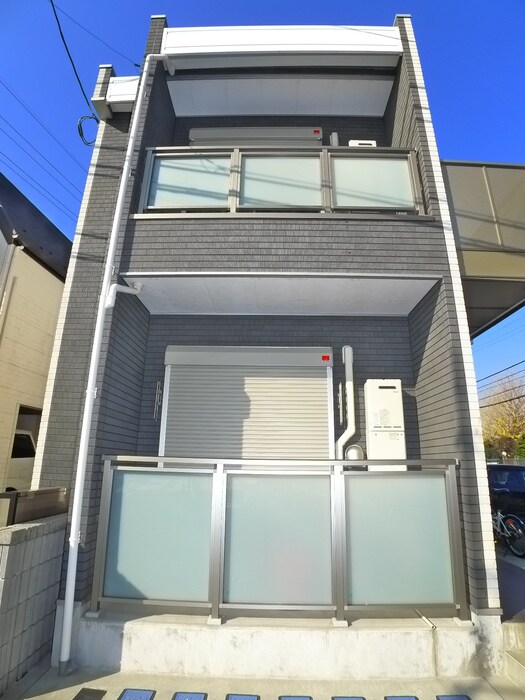 物件外観写真2　(外観写真)