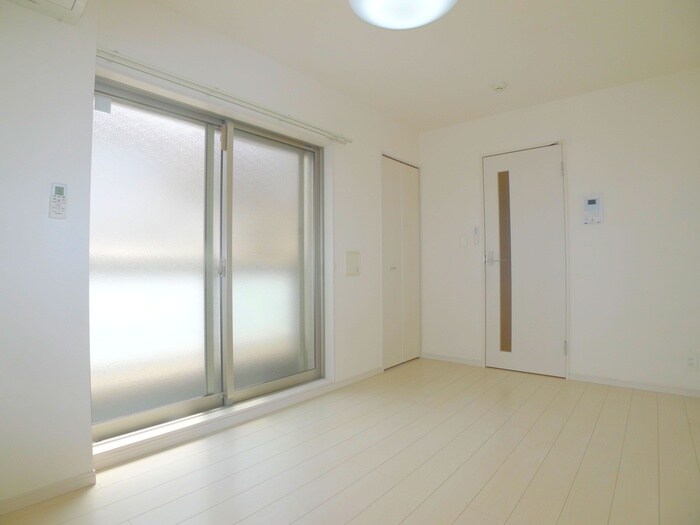 物件内観写真9　(ベランダ・バルコニー)