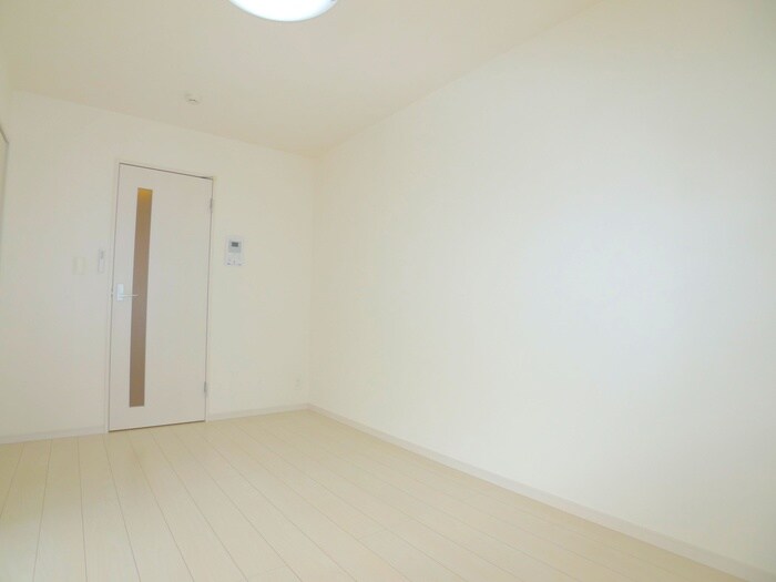 物件内観写真21　(居室)