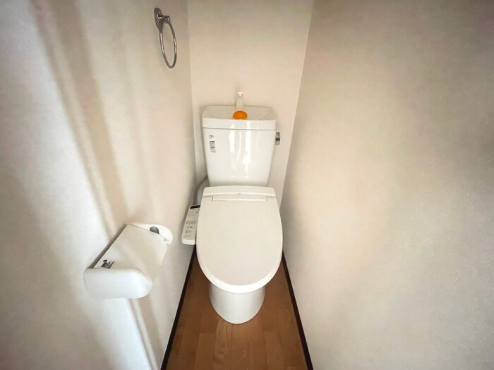 物件内観写真14　(トイレ)