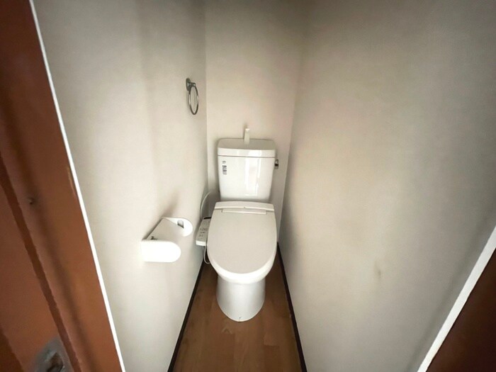 物件内観写真14　(トイレ)