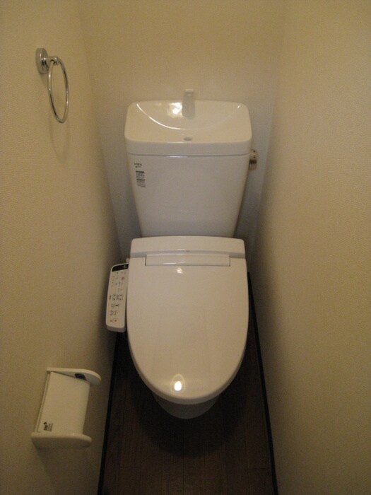 物件内観写真14　(トイレ)