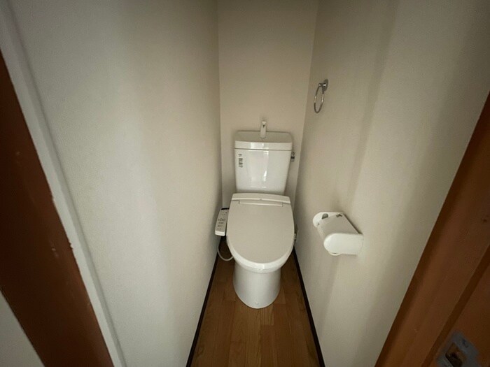 物件内観写真15　(トイレ)