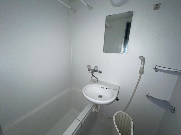 物件内観写真15　(バス／シャワールーム等)