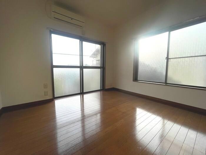 物件内観写真18　(居室)