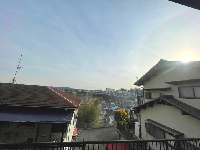 物件内観写真22　(室内からの展望)