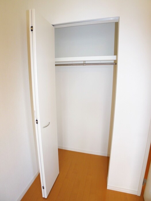 物件内観写真5　(収納)