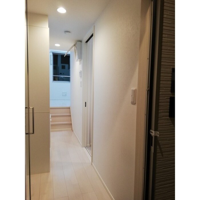 物件内観写真15　(廊下)
