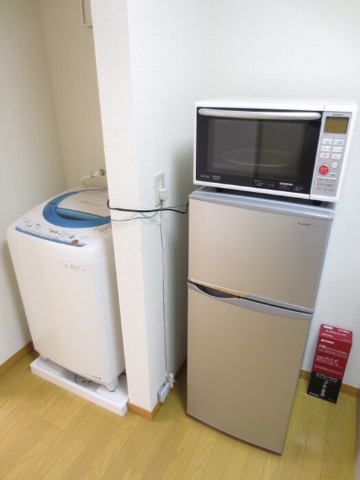 物件内観写真11　(洗濯機置場)