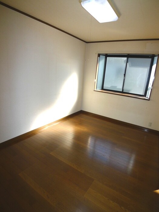 物件内観写真9　(居室)