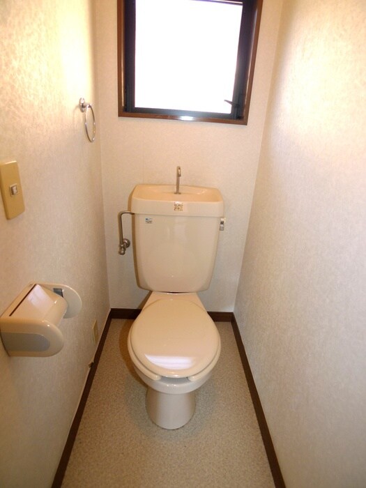 物件内観写真16　(トイレ)