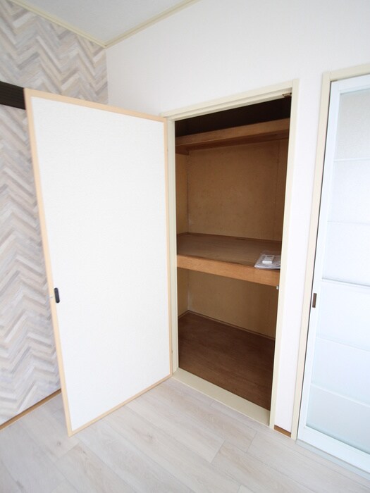 物件内観写真14　(収納)