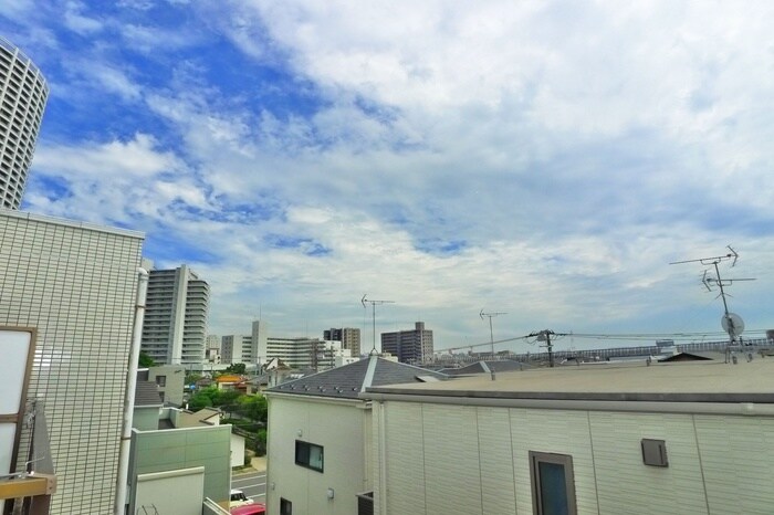 物件内観写真19　(室内からの展望)