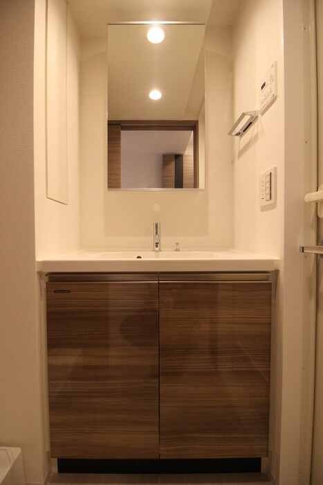 物件内観写真15　(洗面)