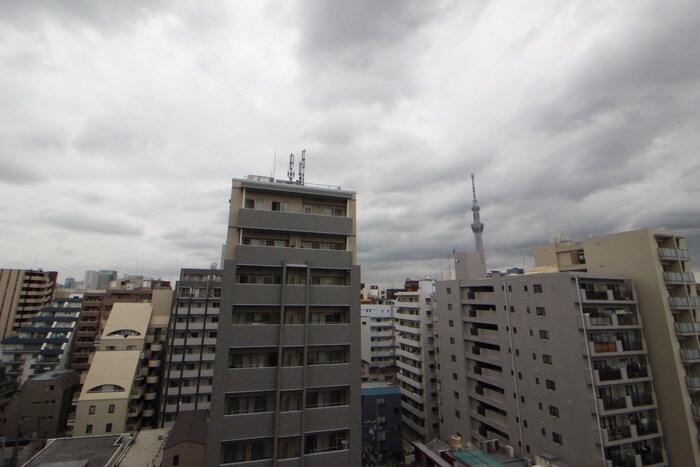 物件内観写真16　(室内からの展望)