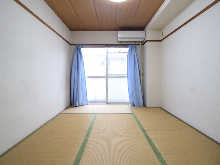 物件内観写真7　(居室)