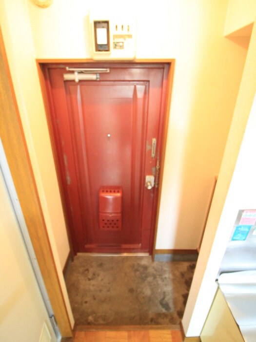 物件内観写真17　(玄関)