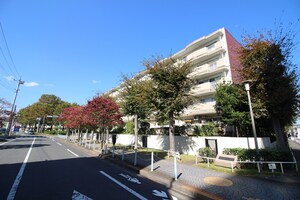 エステート河辺1号棟（201）外観写真