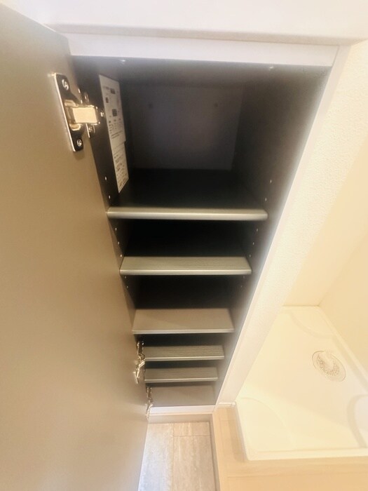 物件内観写真10　(靴箱)