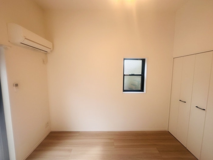 物件内観写真11　(居室)