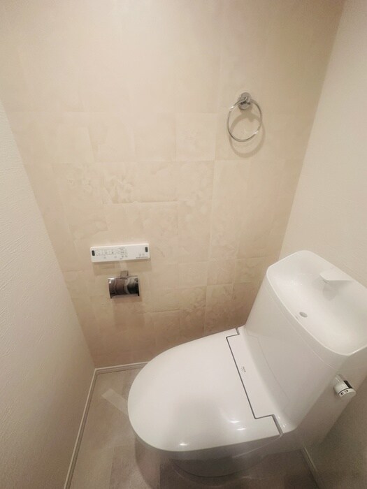 物件内観写真13　(トイレ)