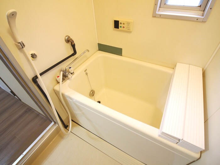 物件内観写真12　(バス／シャワールーム等)