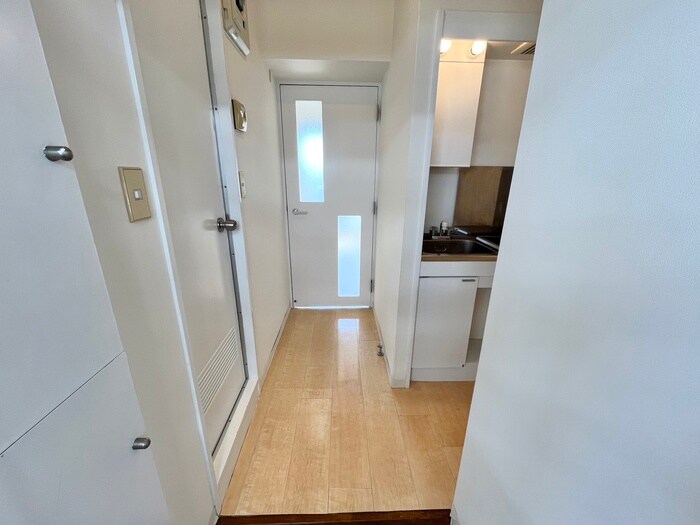 物件内観写真15　(廊下)