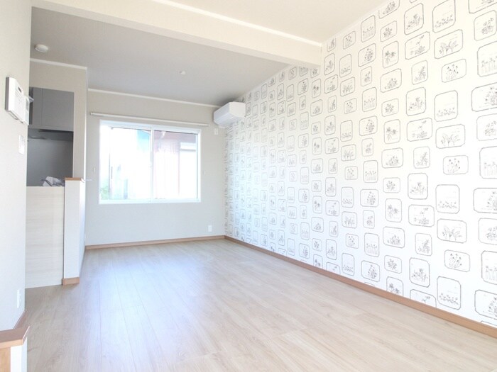 物件内観写真9　(居室)