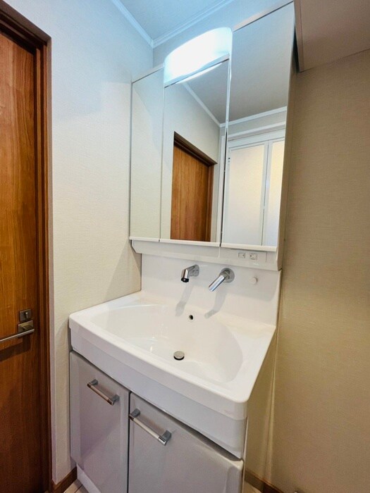 物件内観写真10　(洗面)