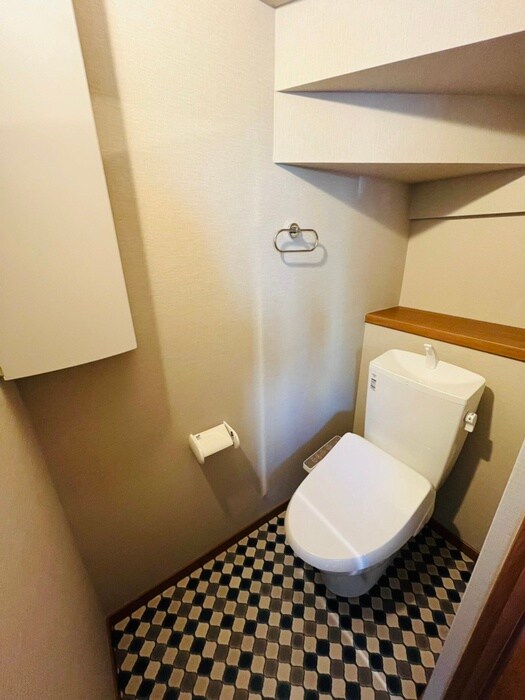 物件内観写真14　(トイレ)