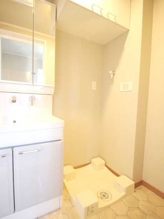 物件内観写真19　(洗濯機置場)