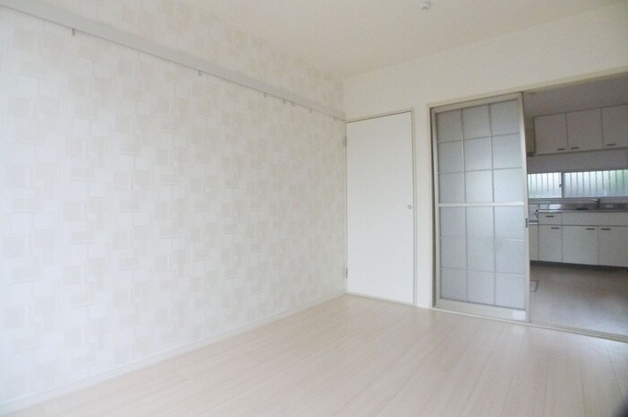 物件内観写真11　(居室)