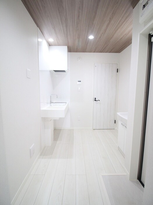 物件内観写真15　(廊下)